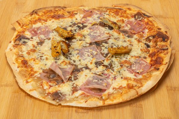 PIZZA LA COSA NOSTRA-4 ESTAC.